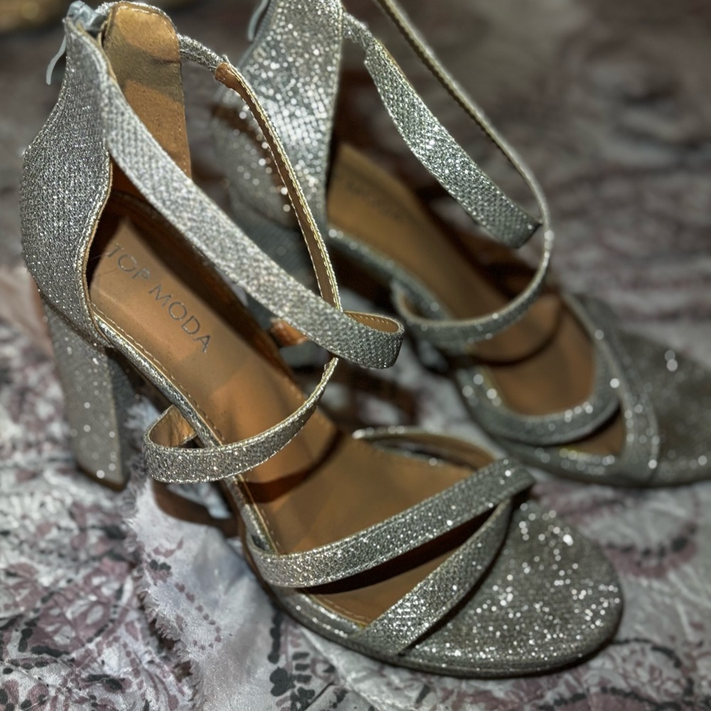 TOP Moda Women's Sparkling Silver Heels